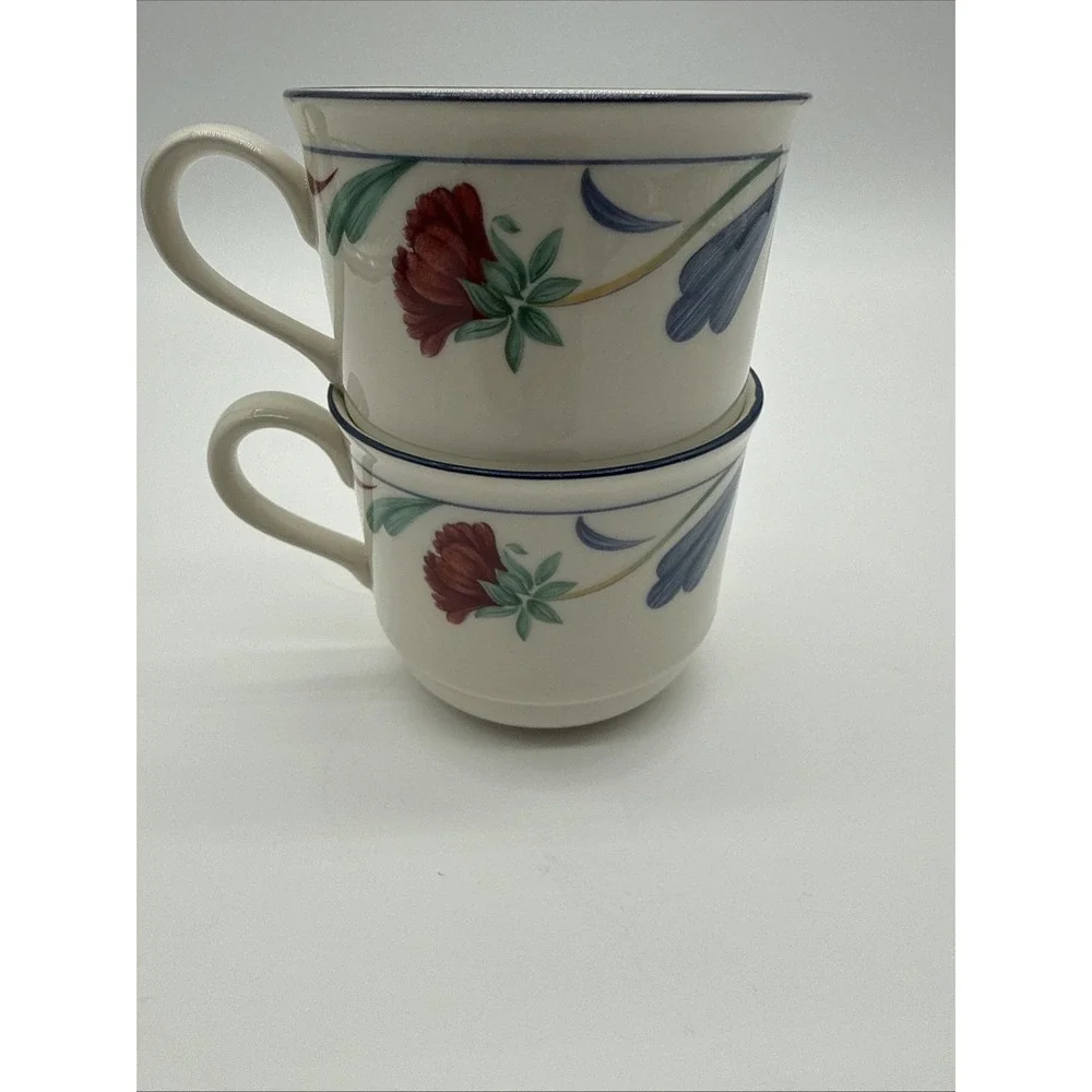 Set Of 2 Retired Lennox Poppies On Blue 8 Ounce Tea/Coffee Cup